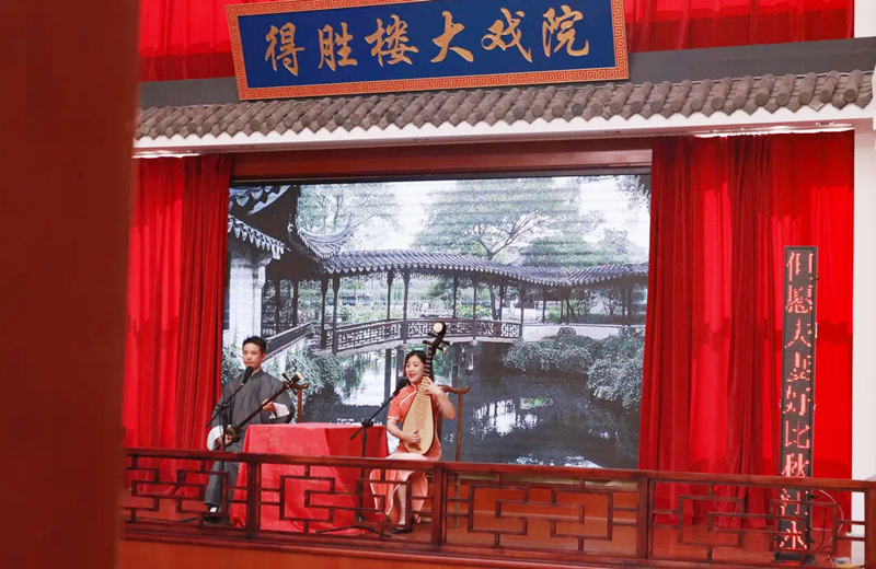 啤酒城、北茶商街“雙節(jié)”活動活躍節(jié)日經(jīng)濟(jì)(圖5)